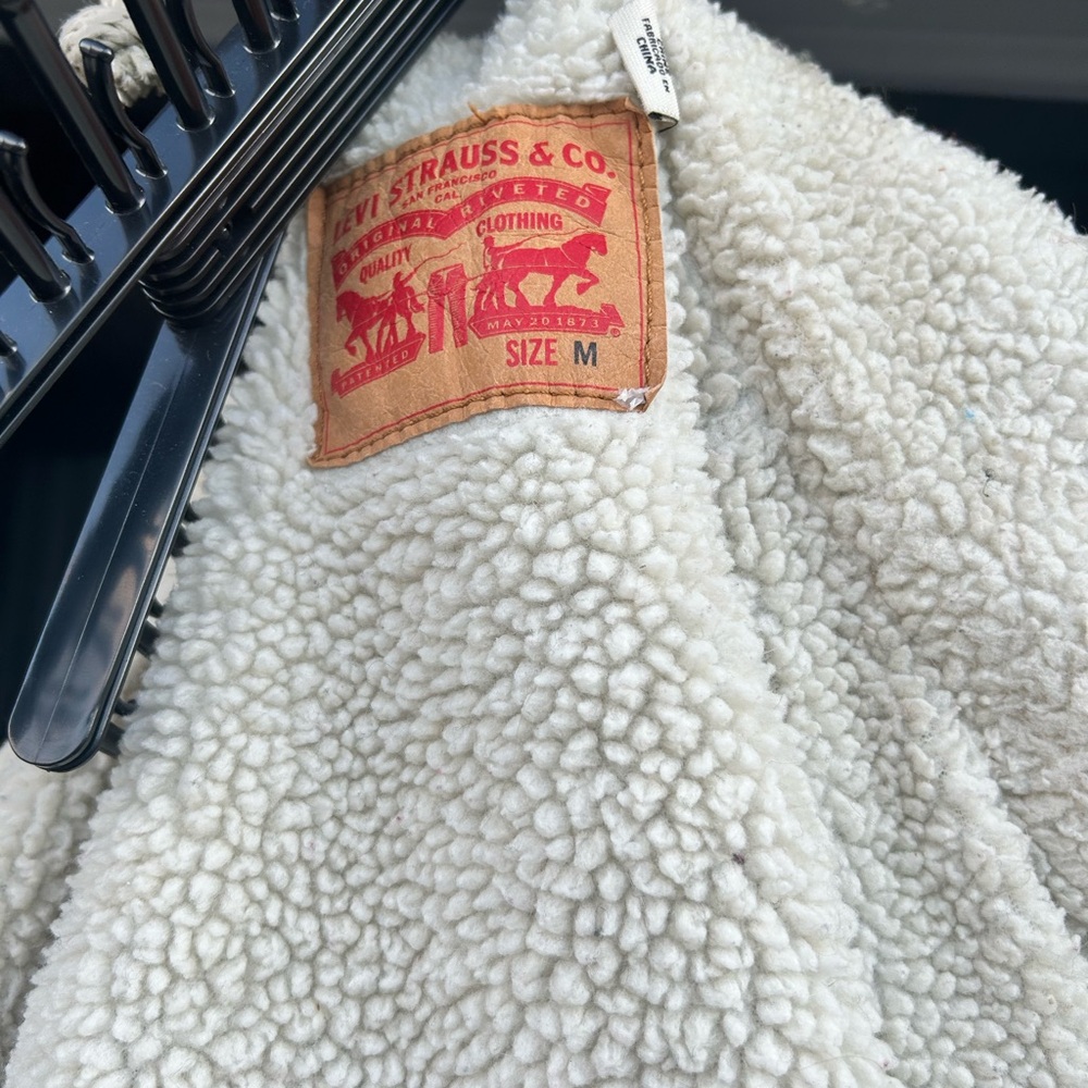 Levi's Cream Sherpa Jacket